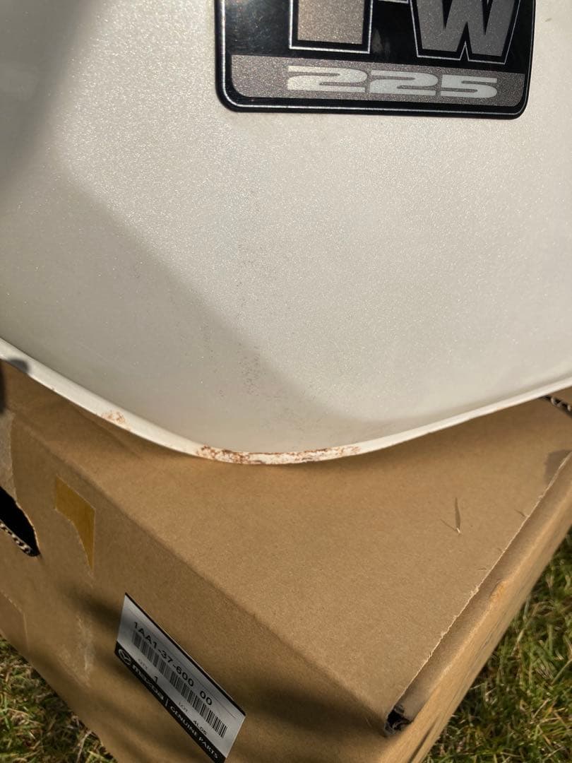 TW２２５　TWタンク　バイクタンク　燃料タンク　内部錆無し！へこみ無し！