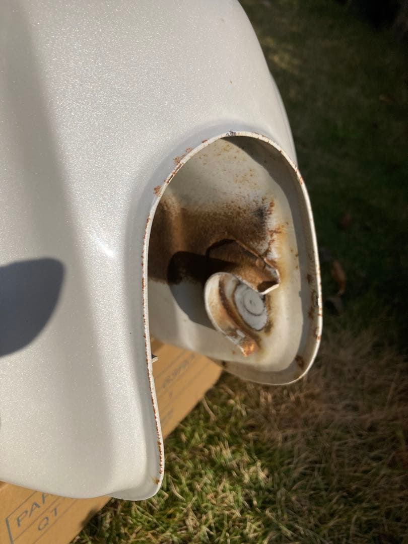 TW２２５　TWタンク　バイクタンク　燃料タンク　内部錆無し！へこみ無し！