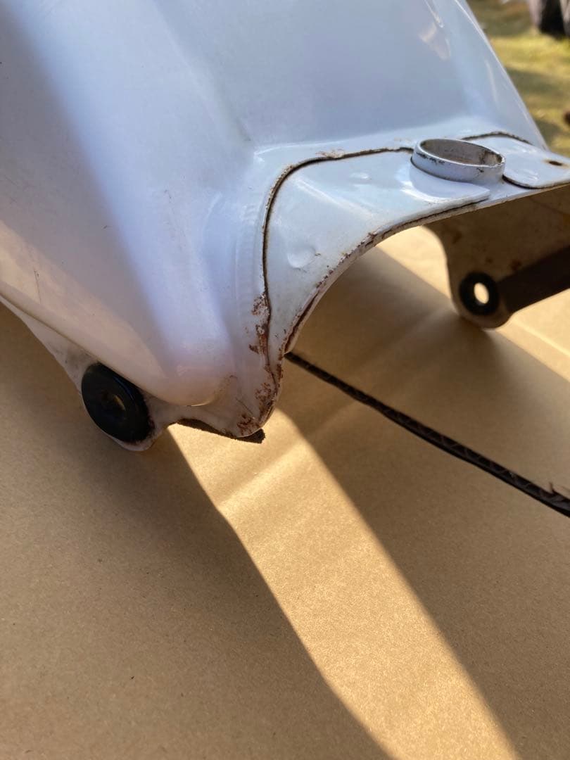 TW２２５　TWタンク　バイクタンク　燃料タンク　内部錆無し！へこみ無し！