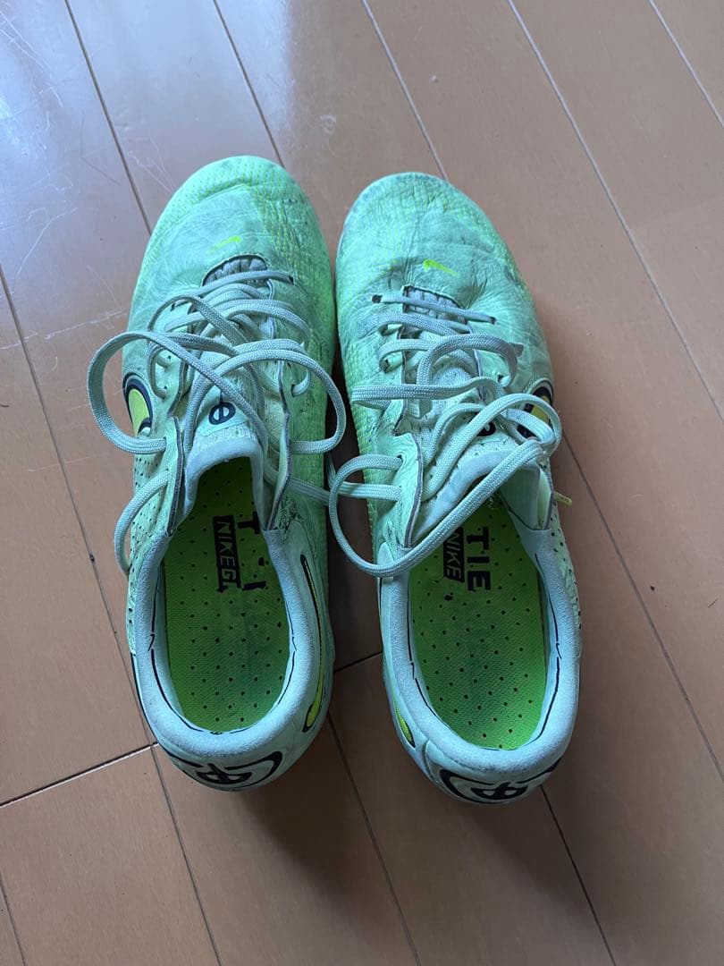 Nike Tiempo FG 26センチ