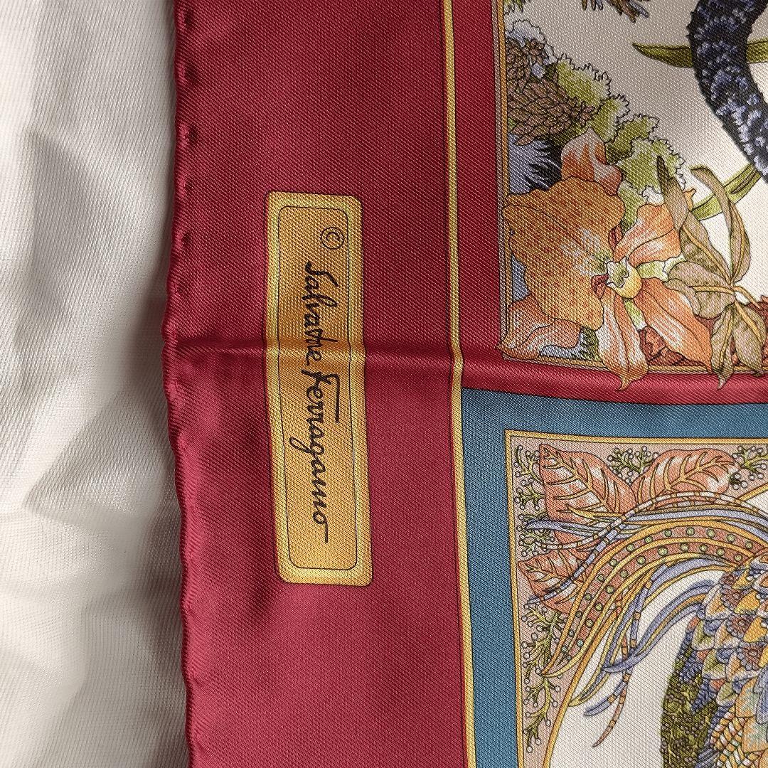 サルバトーレ フェラガモ 大判スカーフ 動物柄