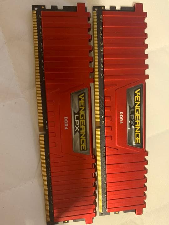 Corsair VENGEANCE LPX Series レッド 8GB×2