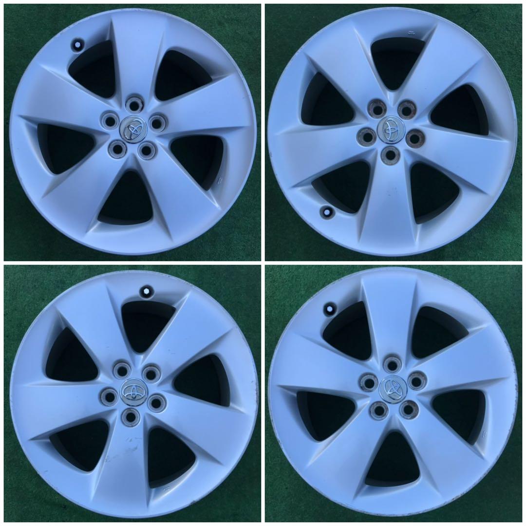 TOYOTA PRIUS 30 純正17インチアルミホイール