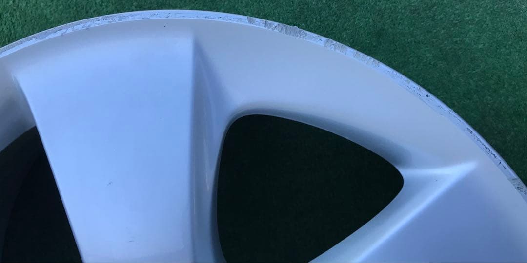 TOYOTA PRIUS 30 純正17インチアルミホイール