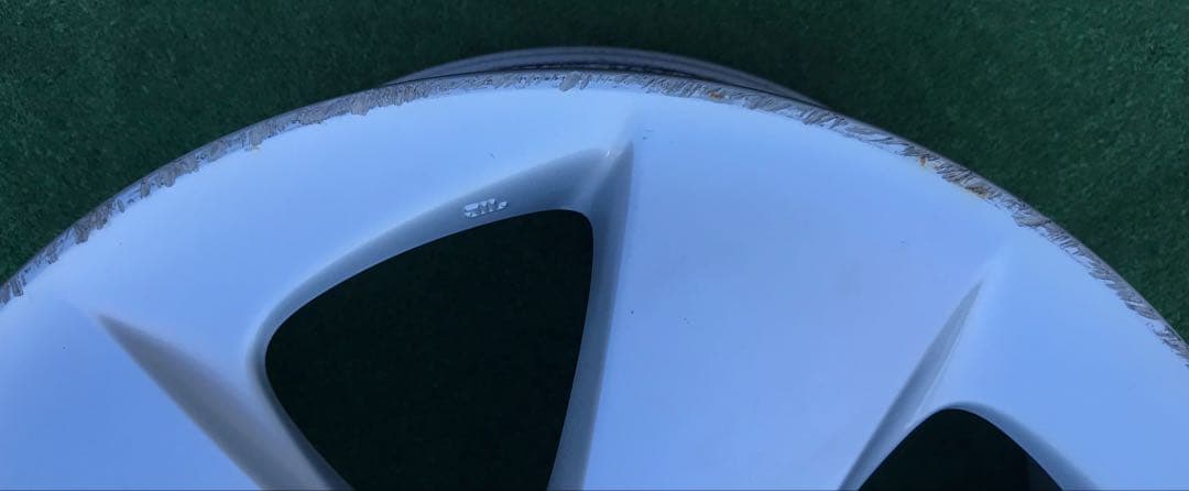 TOYOTA PRIUS 30 純正17インチアルミホイール