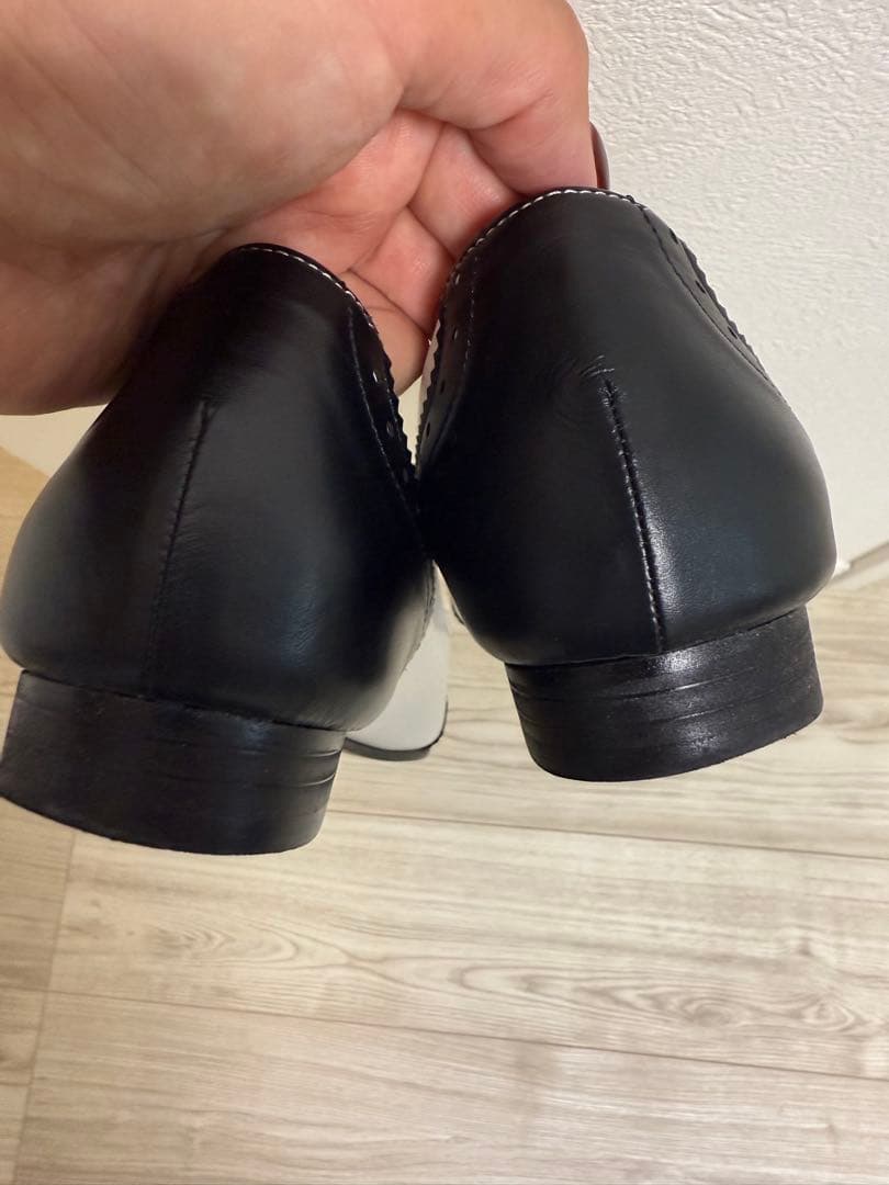 OHGAバイカラーフラットシューズ