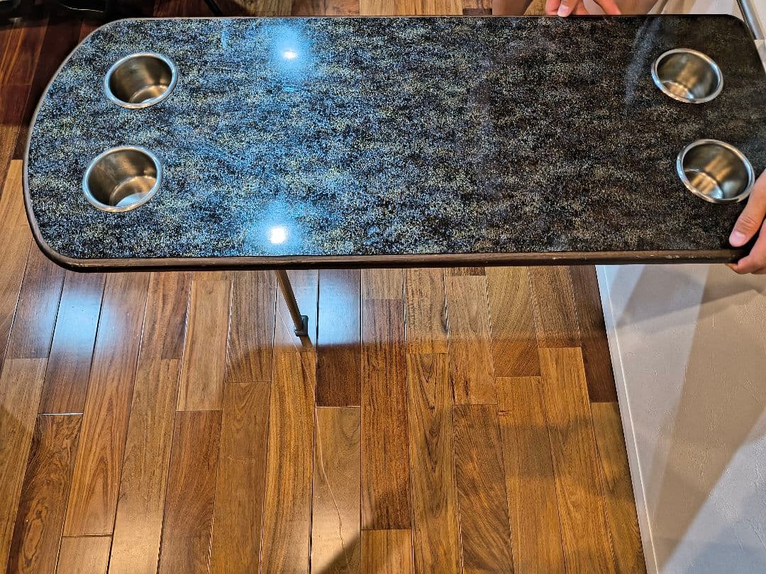 キャンピングカー等にテーブル！その他取り外しテーブルとして！