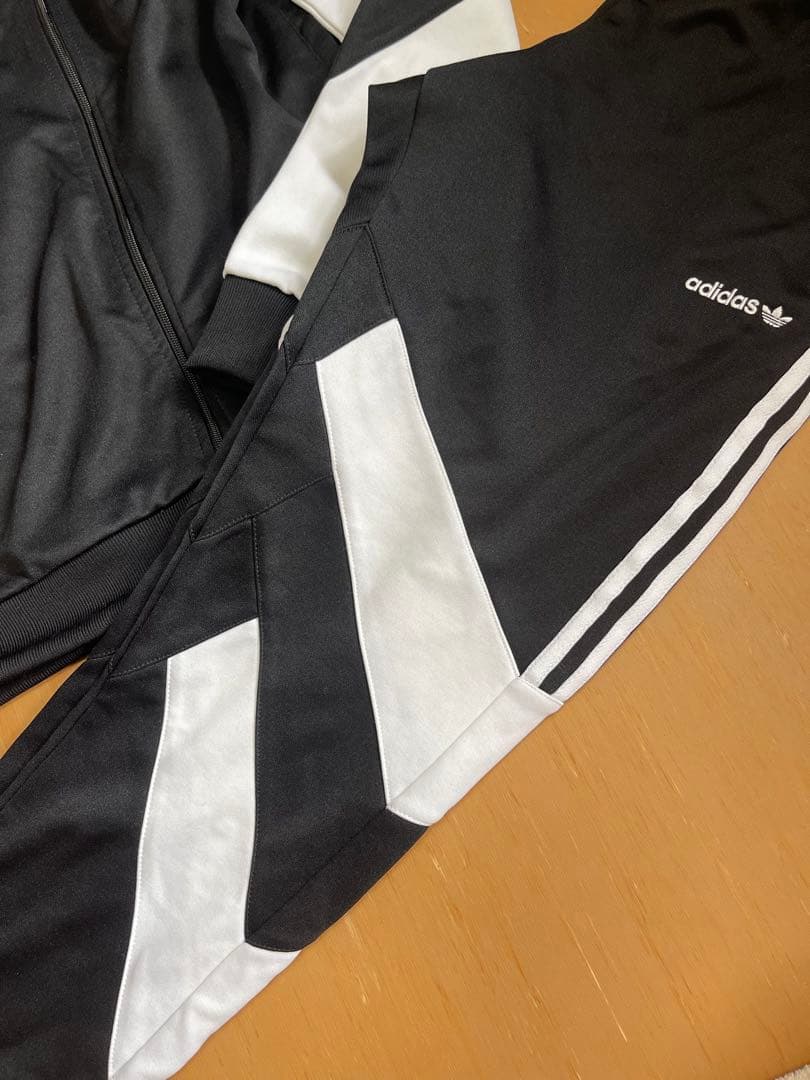 adidas ジャージ 上下セット　LLサイズ 黒/白