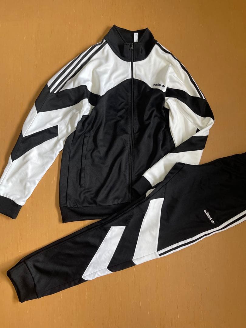 adidas ジャージ 上下セット　LLサイズ 黒/白