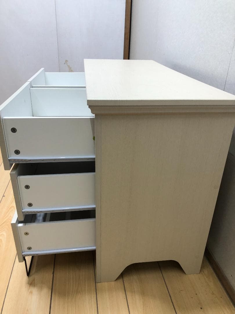 ニトリ　チェスト((Nキャセイ2 TB 6799 WHW)　　88106-1-②