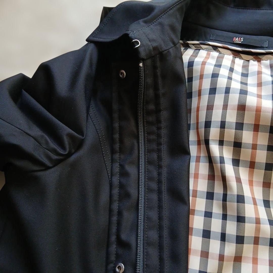 DAKS 黒　チェック裏地　ブルゾン　スプリングコート　マウンテンパーカー日本製