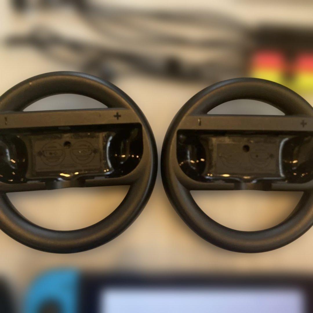 Nintendo Switch 本体 ジョイコン4個 ゲームソフト4本付き