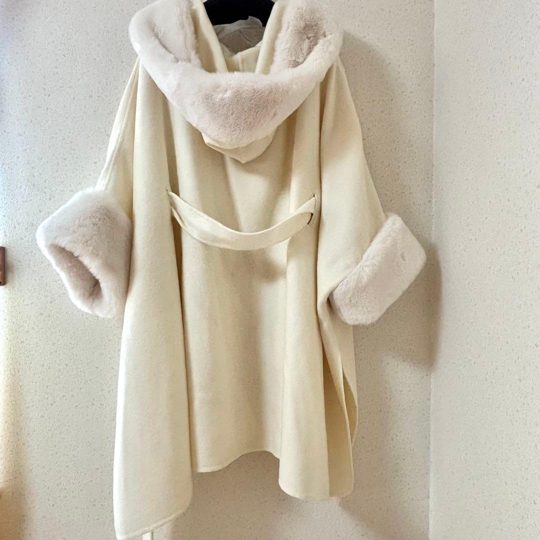 新品！セルフォード　コートラボ　ファー付きポンチョコート