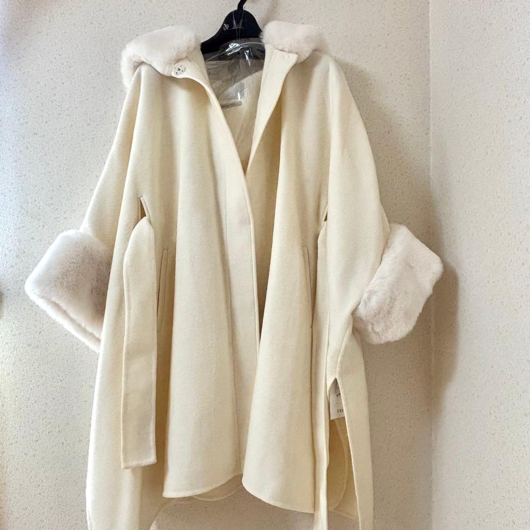 新品！セルフォード　コートラボ　ファー付きポンチョコート