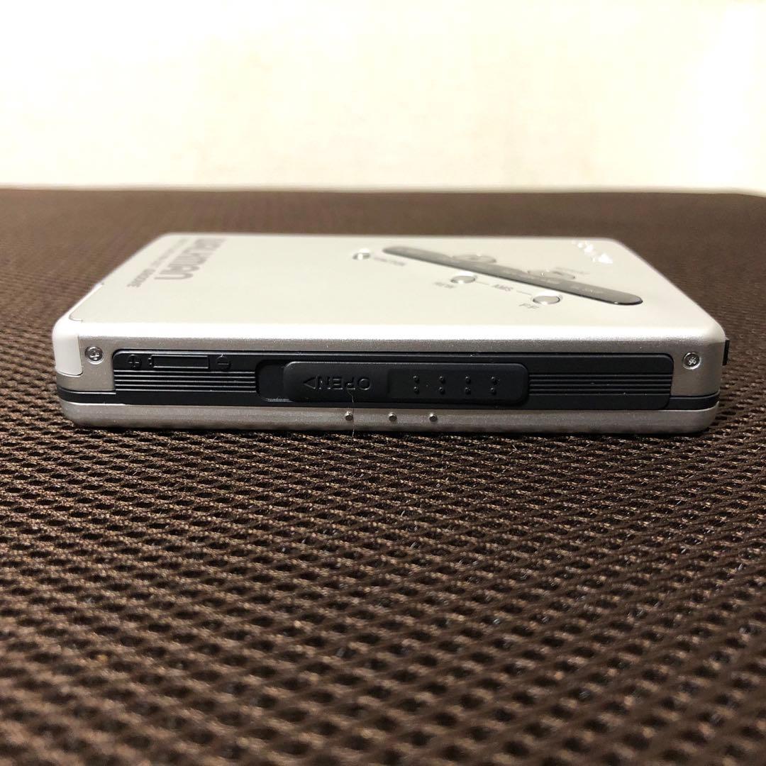 ジャンク品　SONY ソニー　ウォークマン　ラジオカセット　WM-EX677