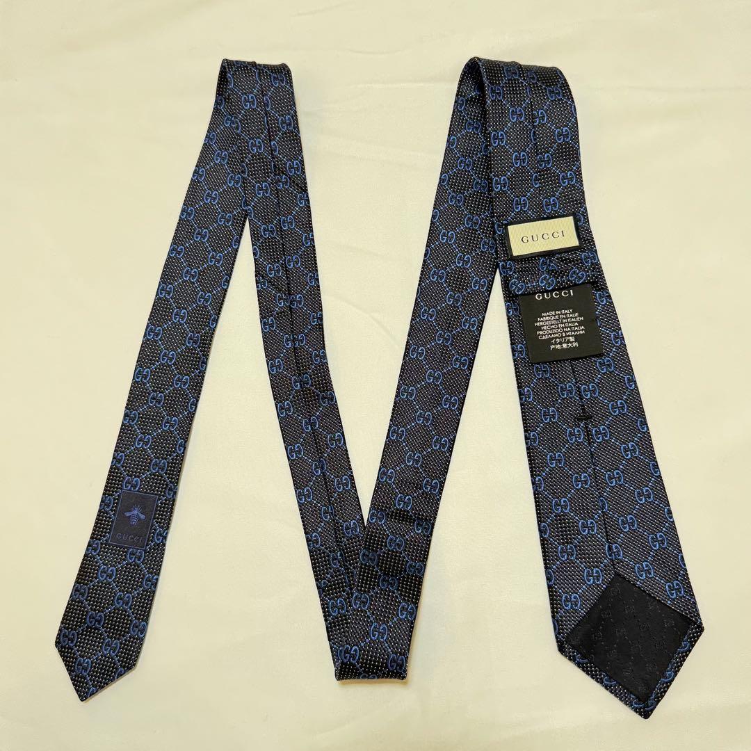【美品】GUCCI シルク ネクタイ ブラック・ブルー GGパターン