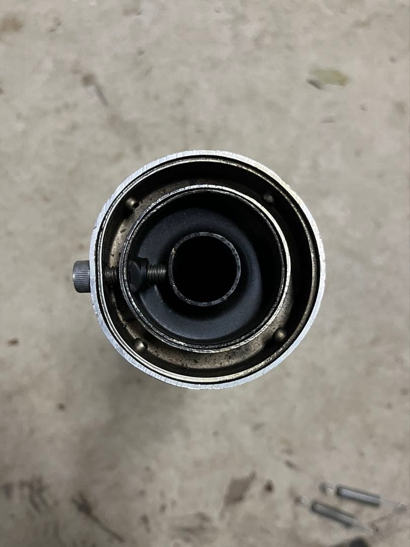 xjr400r rh02j用 マフラー　プリティーレーシング　サイレンサー