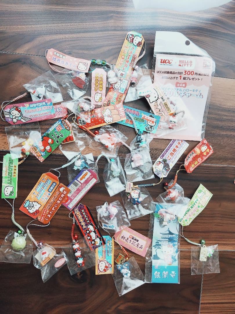 ハローキティ ご当地キティ 根付