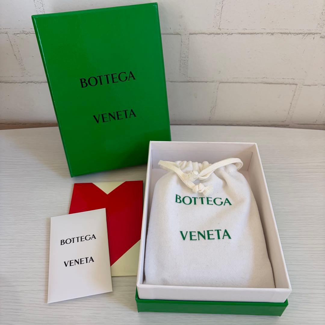 ボッテガヴェネタ / カセット スモール 二つ折りウォレット / ブラック