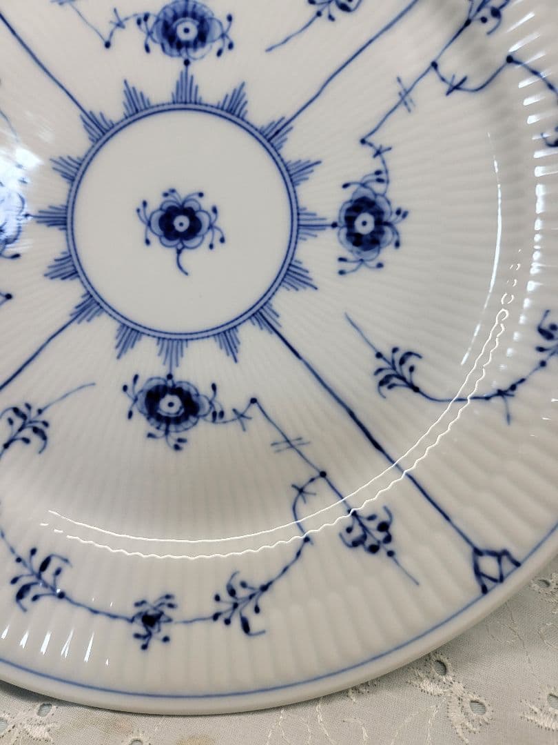 未使用近✨ロイヤルコペンハーゲン✨ブルーフルーテッド プレイン プレート大皿①