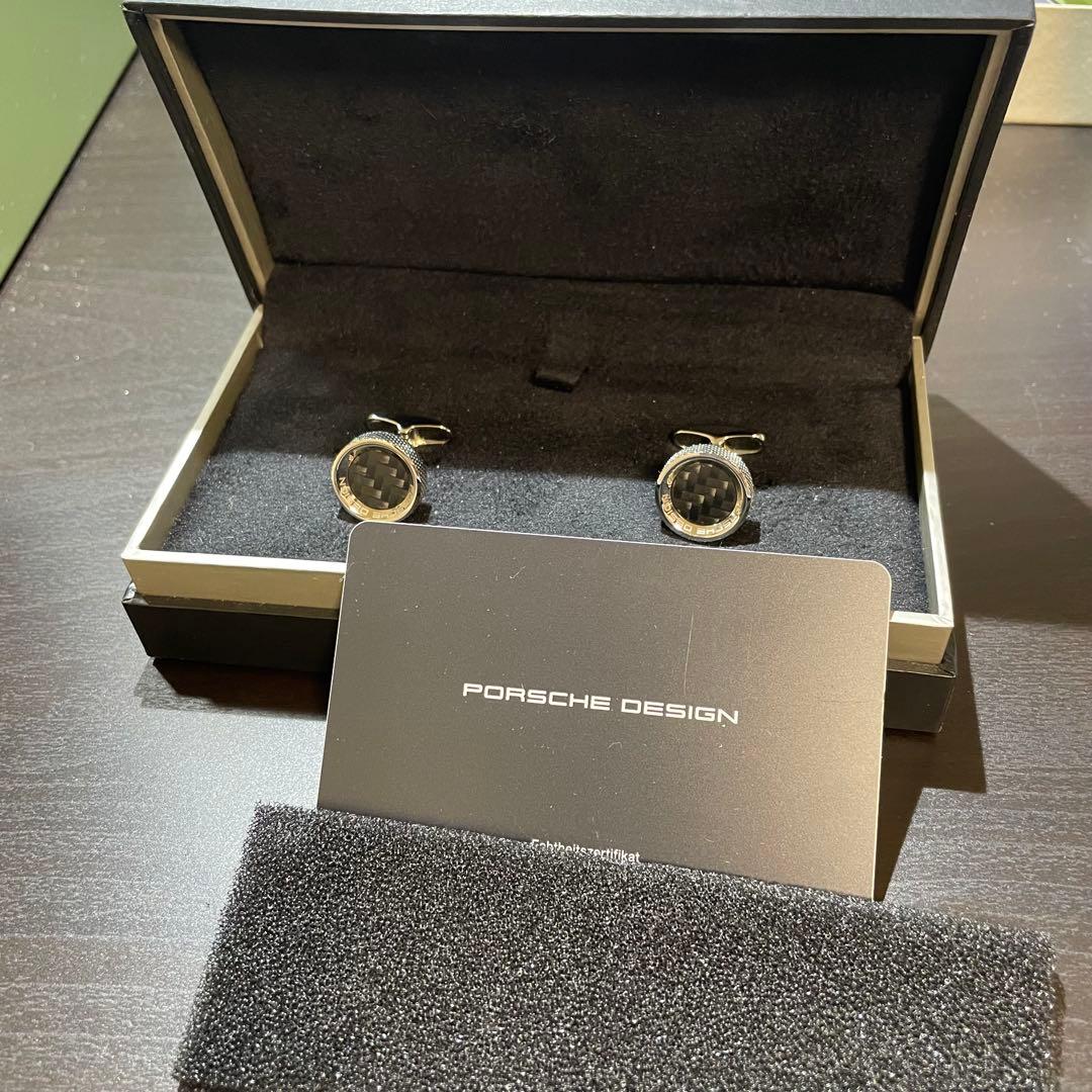 ポルシェデザイン　PORSCHE DESIGN カーボン柄 デザイン カフス