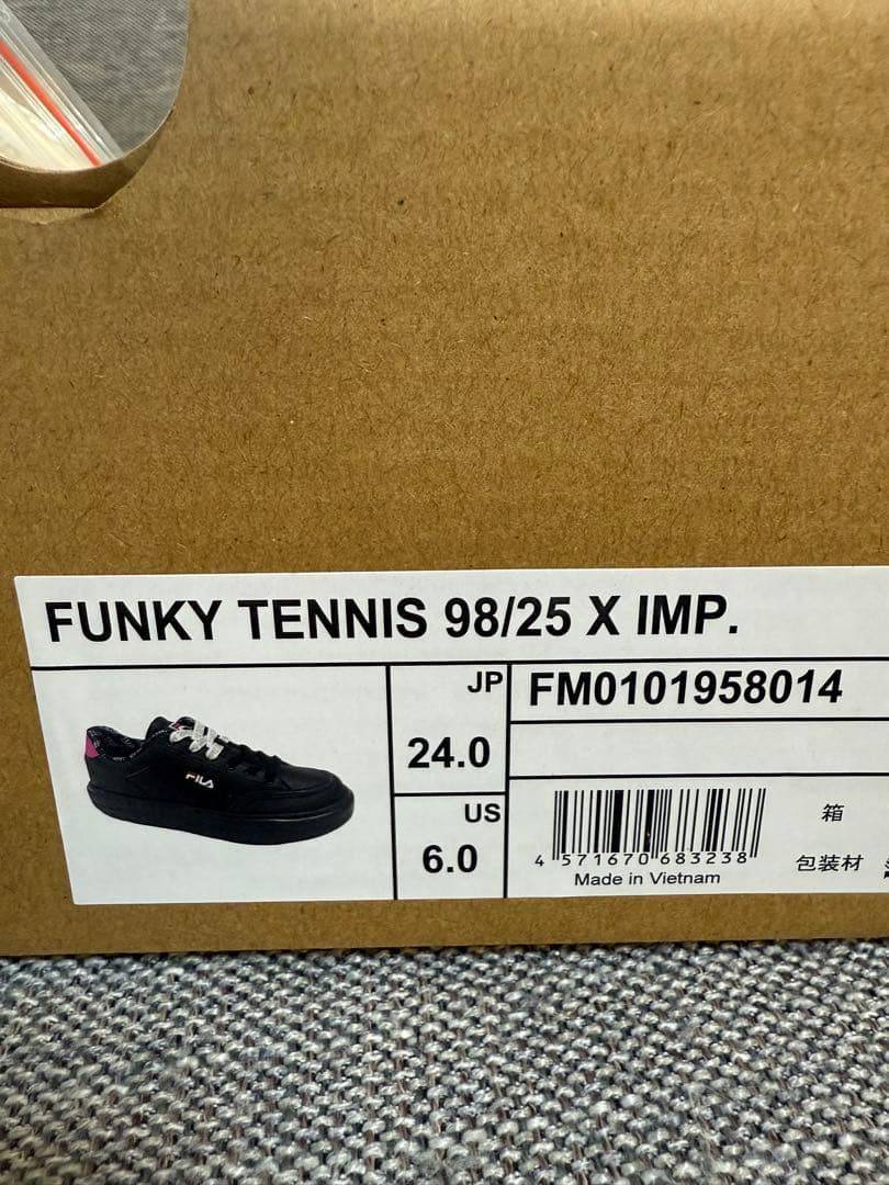 IMP. FILA コラボ スニーカー 24センチ ブラック 完売サイズ