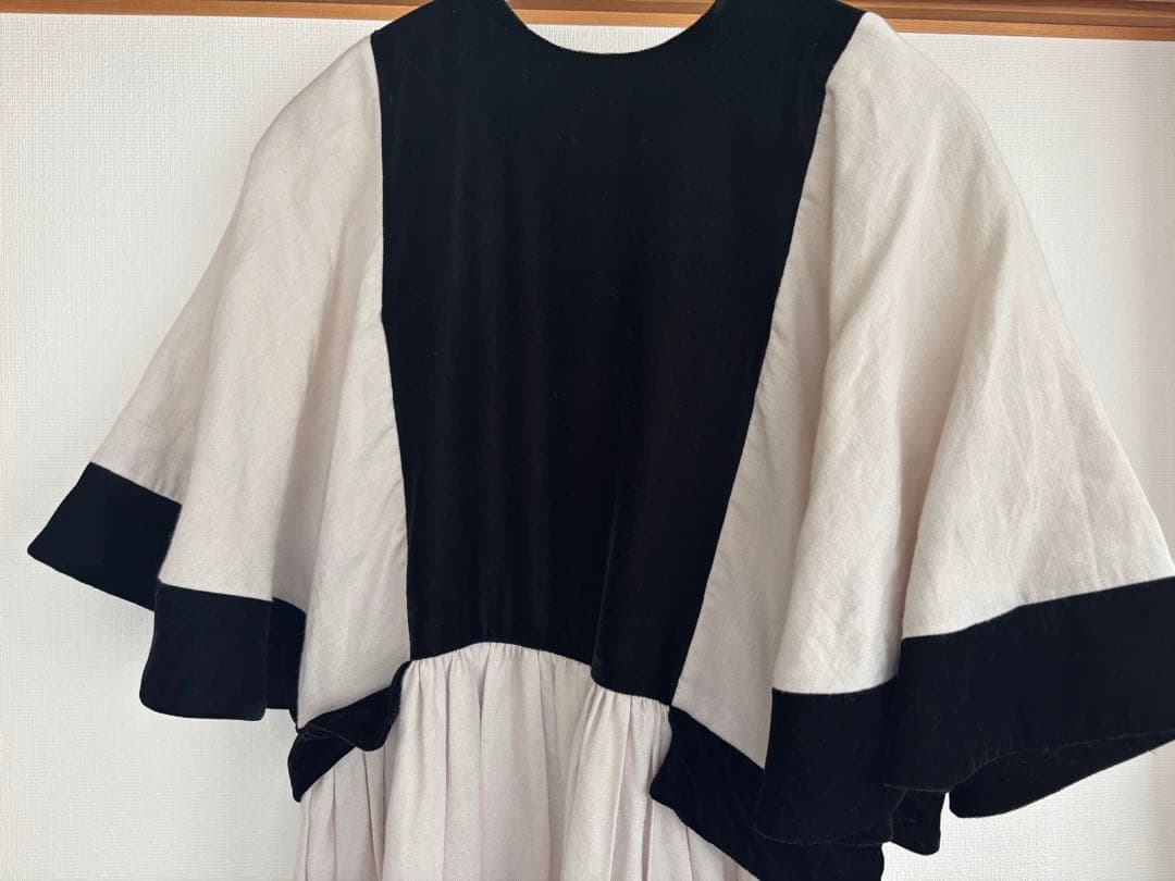 DOUBLE MAISON フレアスリーブ エリカドレス