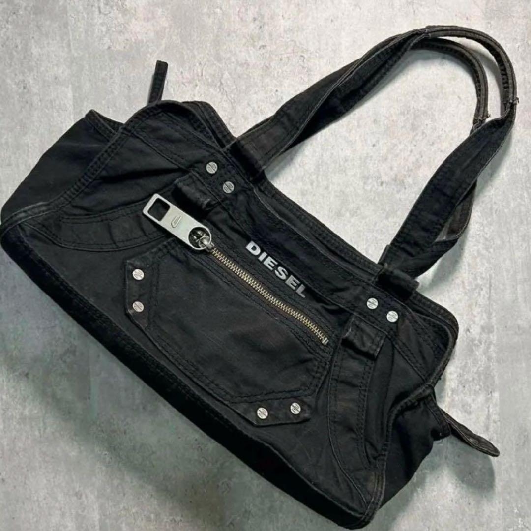 DIESEL archive l logo ショルダーバッグ　Y2K ①