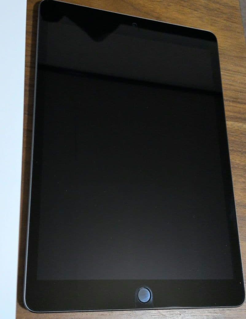 Apple iPad 第9世代 スペースグレー 10.2 本体 Wi-Fiモデル