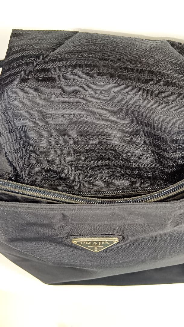 PRADAプラダナイロントートバッグ黒