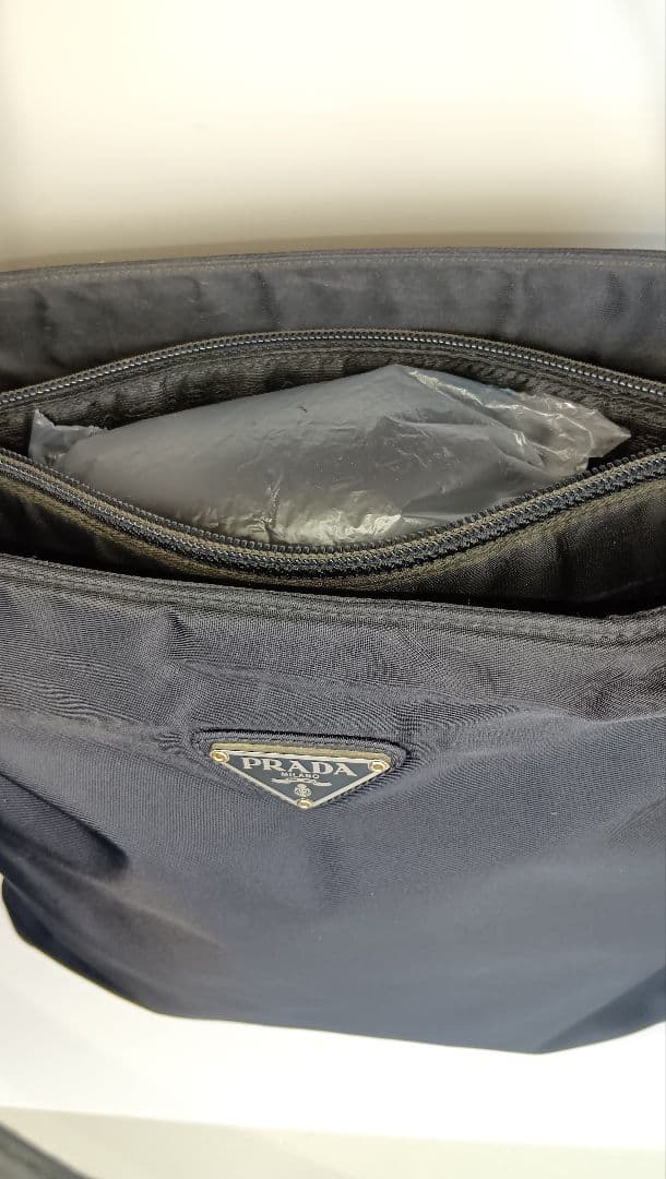 PRADAプラダナイロントートバッグ黒