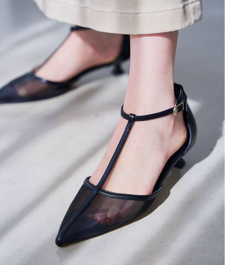 【EC完売品】LE TALON 3.5cmTストラップシアーパンプス