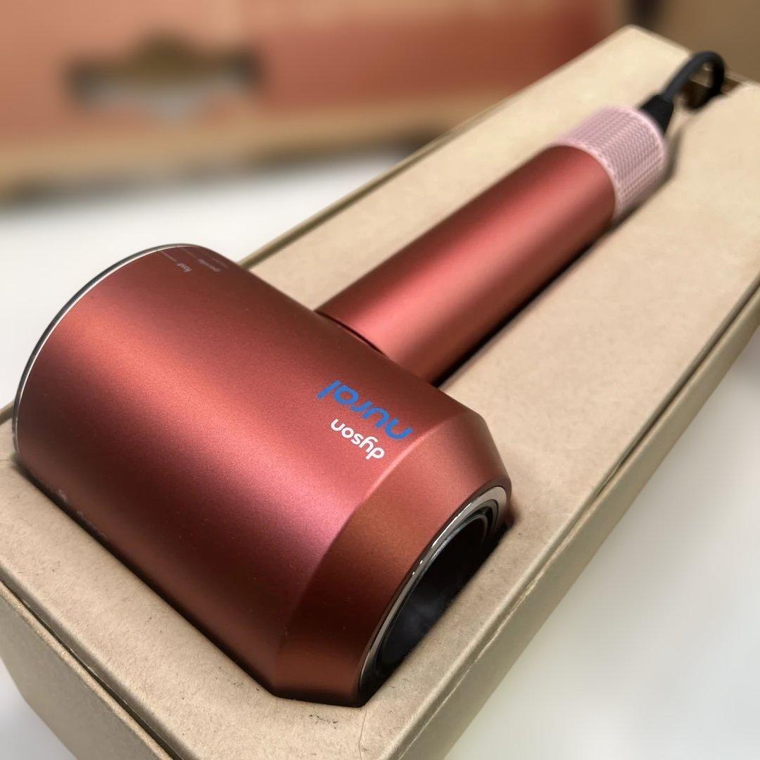 6982【美品】Dyson ダイソン HD16 SBP ヘアドライヤー