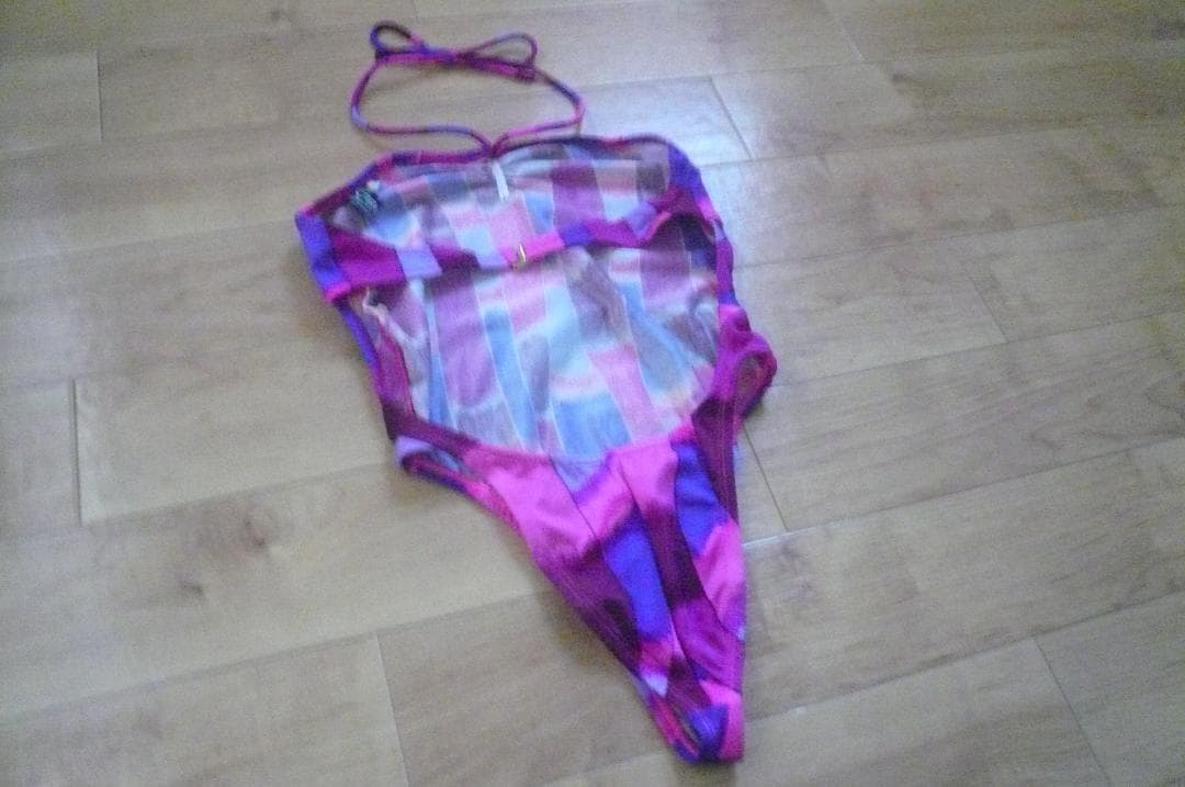 珍しい！アシックス製 超ハイレグレオタード水着 RQ＆紫柄ホルターネック水着