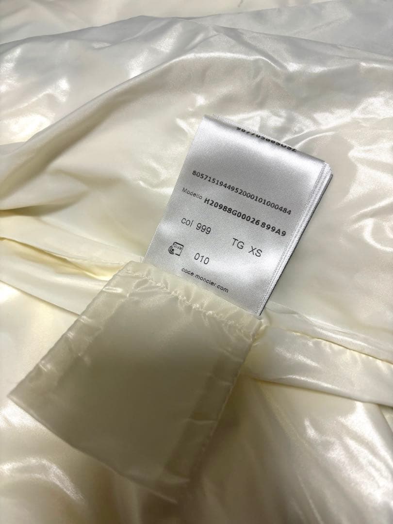 MONCLER ボアダウンベスト