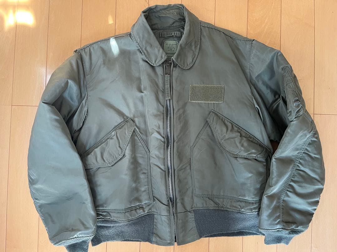 CWU-45P フライトジャケット　カーキ　 MA-1型短丈ブルゾン