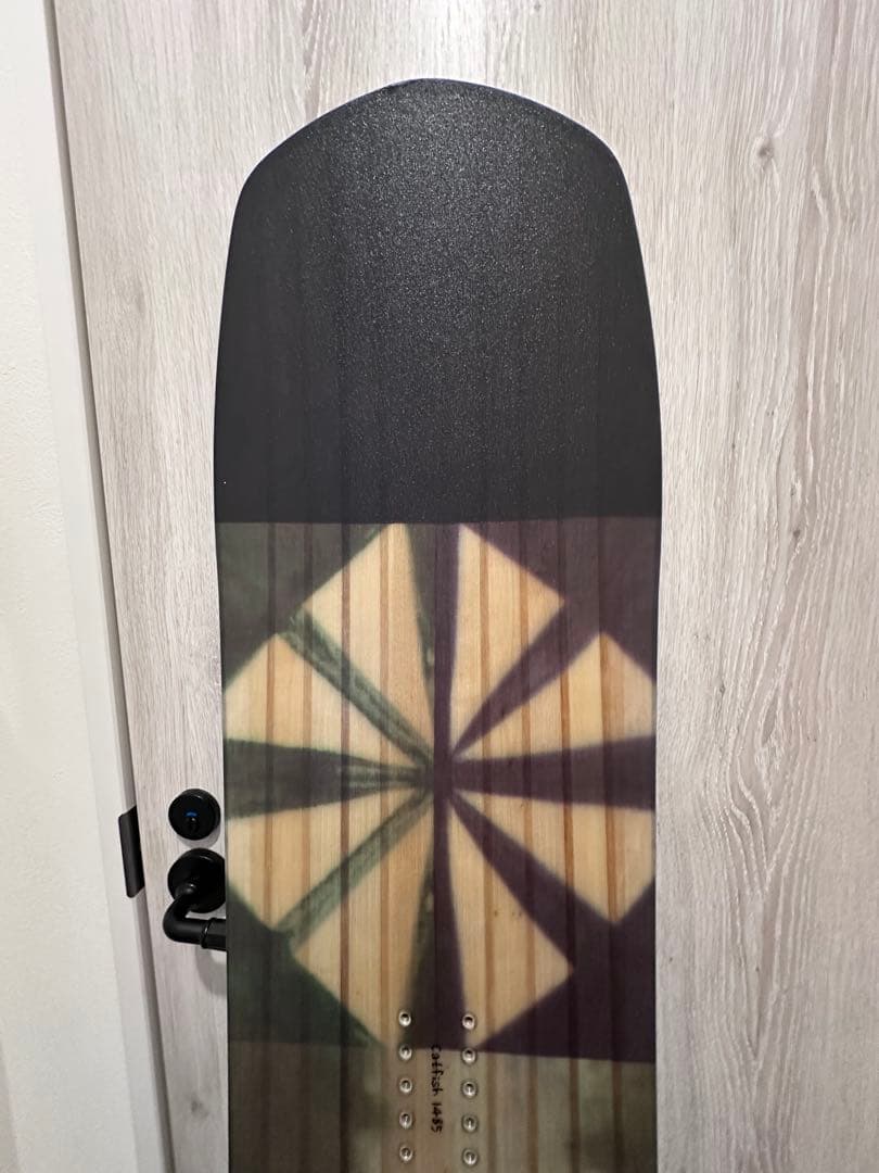 outflow Life Riddim catfish スノーボード