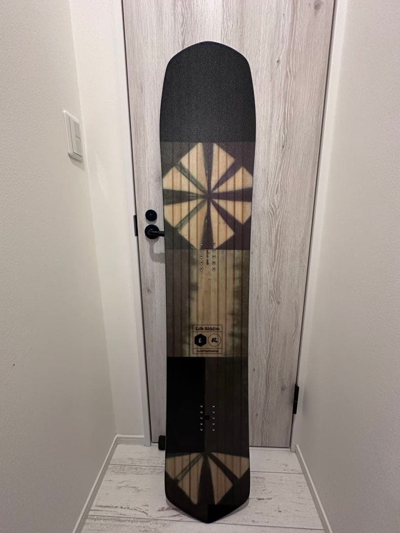 outflow Life Riddim catfish スノーボード