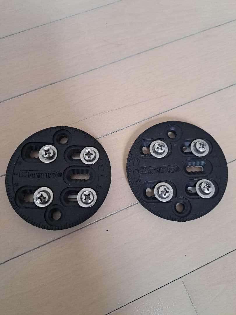 Salomon defender Mサイズ　スノーボードバインディング ブラック