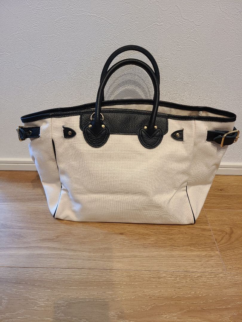 m*★様 ヤングアンドオルセン　別注トート　タグ付