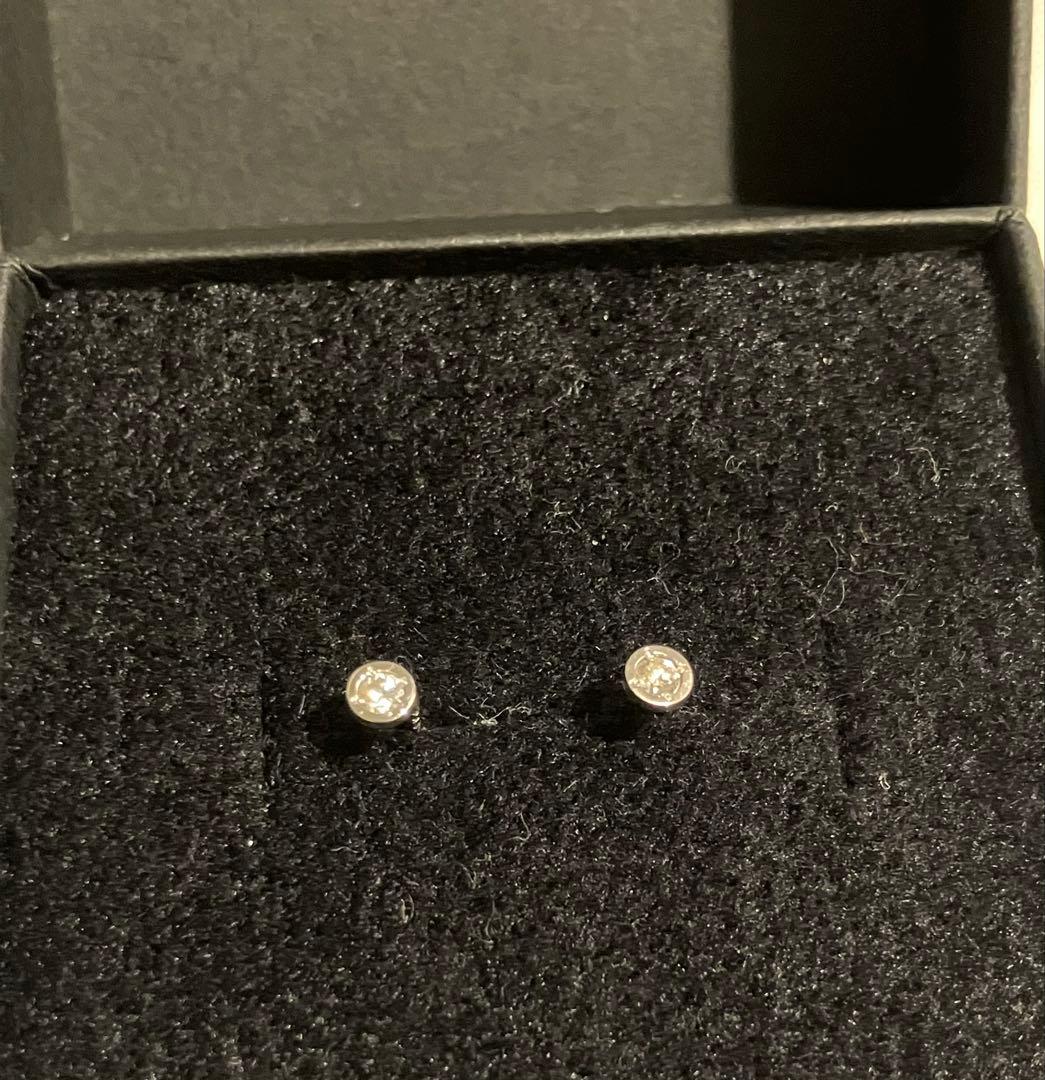 パティエラ k10 サターンダイヤモンドピアス ホワイトゴールド