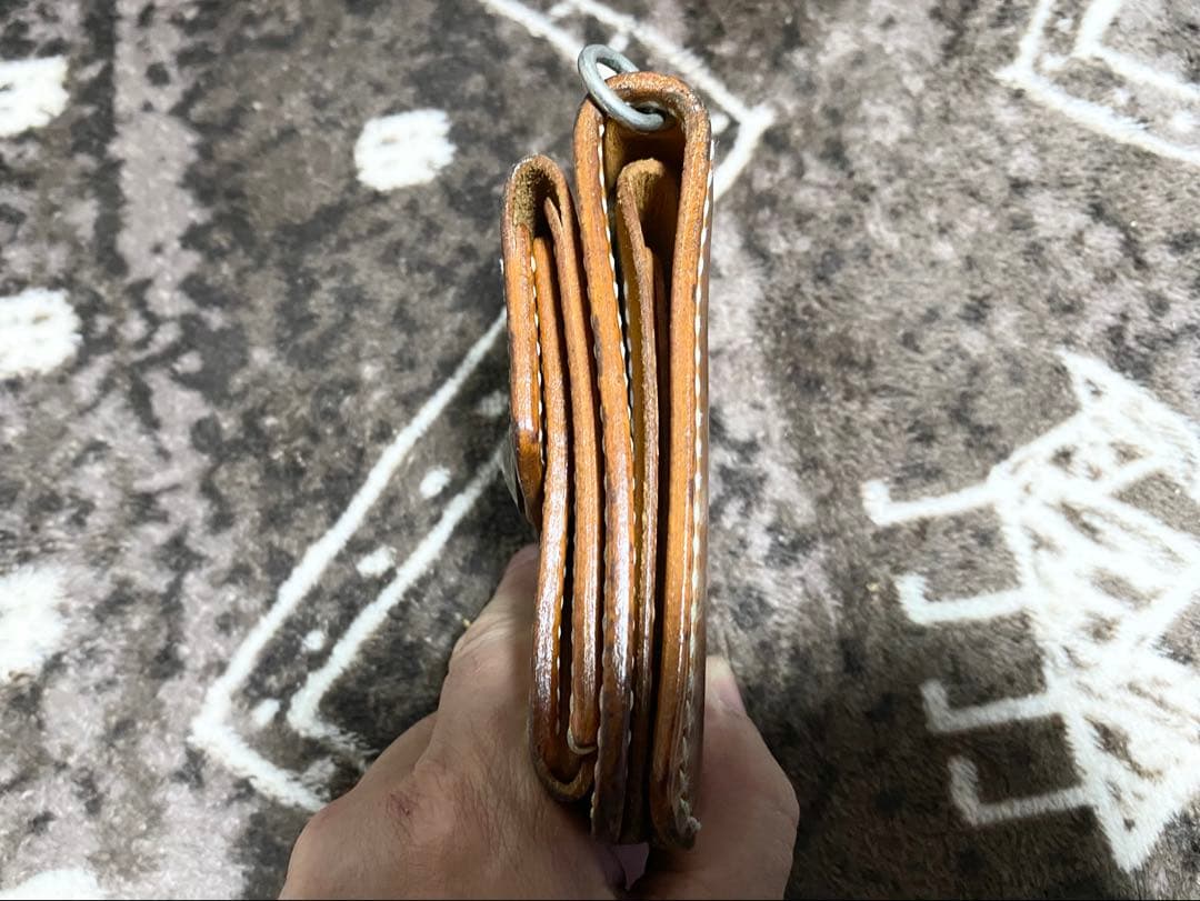 ビーズ屋公ちゃん レザー 二つ折り財布 ブラウン ウォレットロープ付き