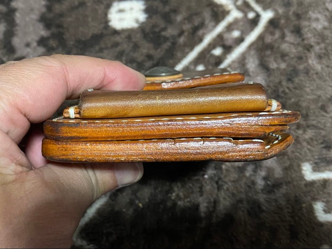 ビーズ屋公ちゃん レザー 二つ折り財布 ブラウン ウォレットロープ付き