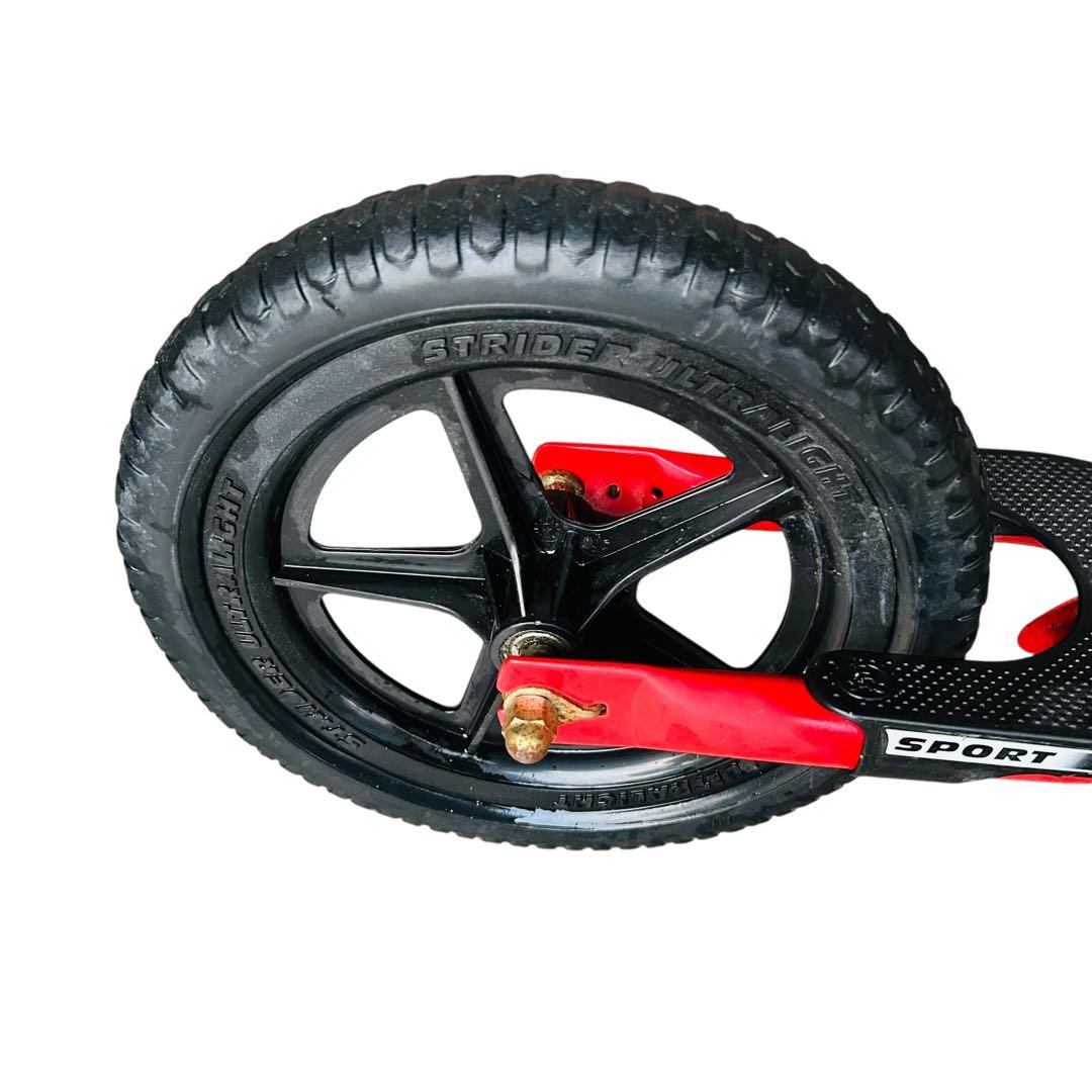 美品 STRIDER ストライダースポーツ 12インチ レッド 赤