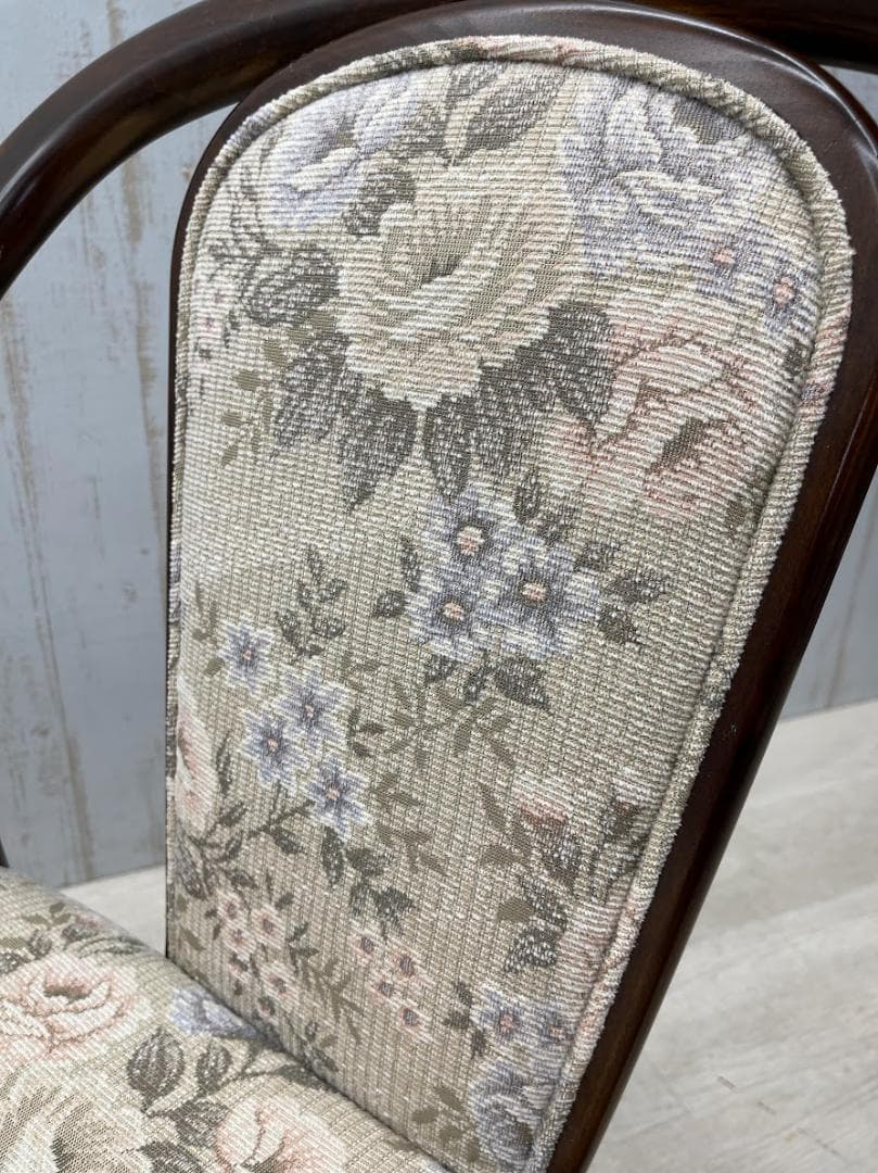 karimoku カリモク コロニアル アームチェア 布張り ダイニングチェア