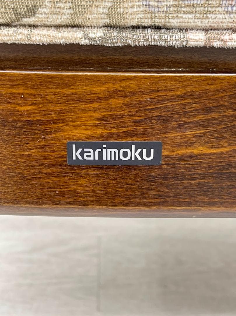 karimoku カリモク コロニアル アームチェア 布張り ダイニングチェア