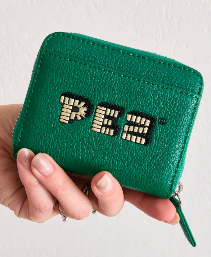 未使用PEZ(ペッツ)×perche(ペルケ)×ear コラボジャバラ折り財布