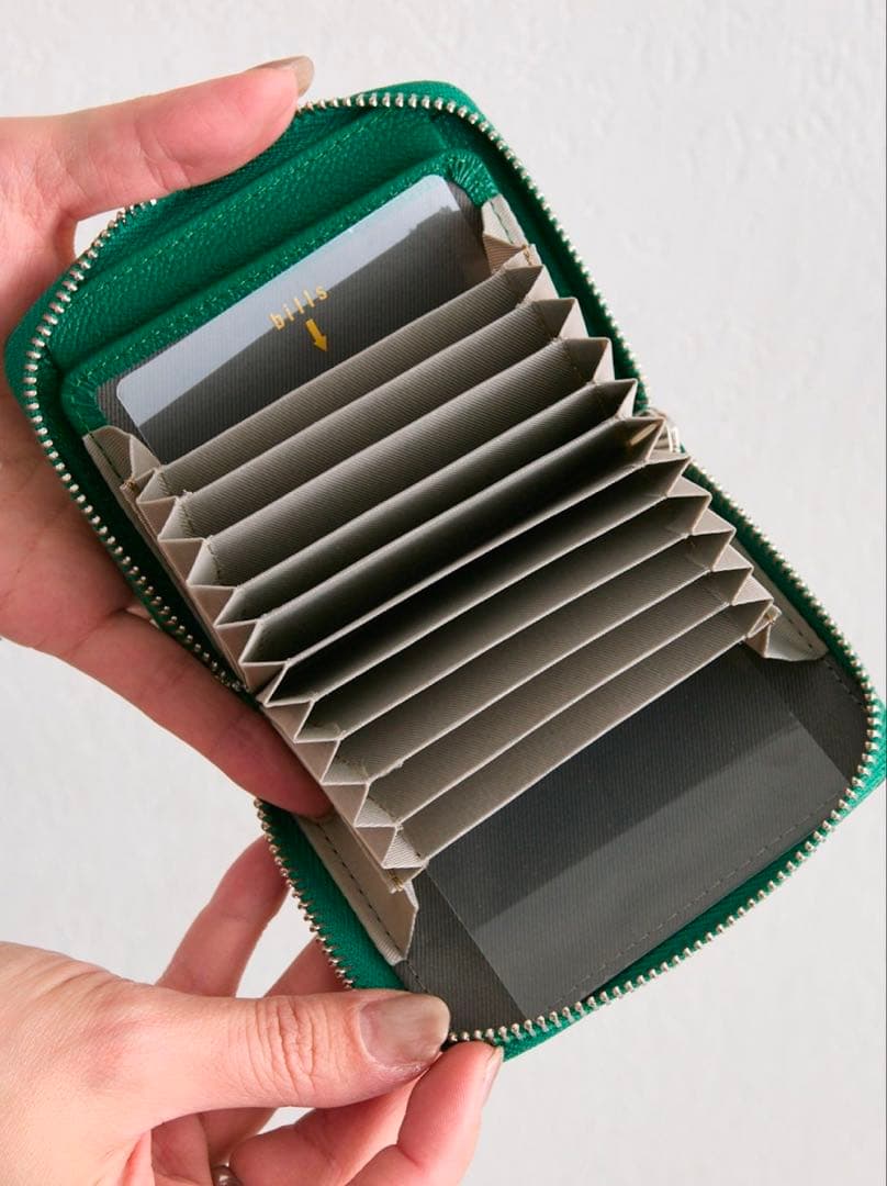 未使用PEZ(ペッツ)×perche(ペルケ)×ear コラボジャバラ折り財布