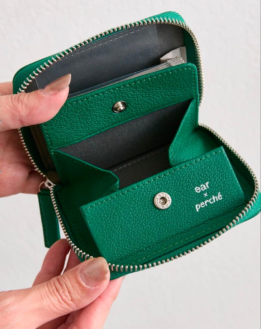 未使用PEZ(ペッツ)×perche(ペルケ)×ear コラボジャバラ折り財布