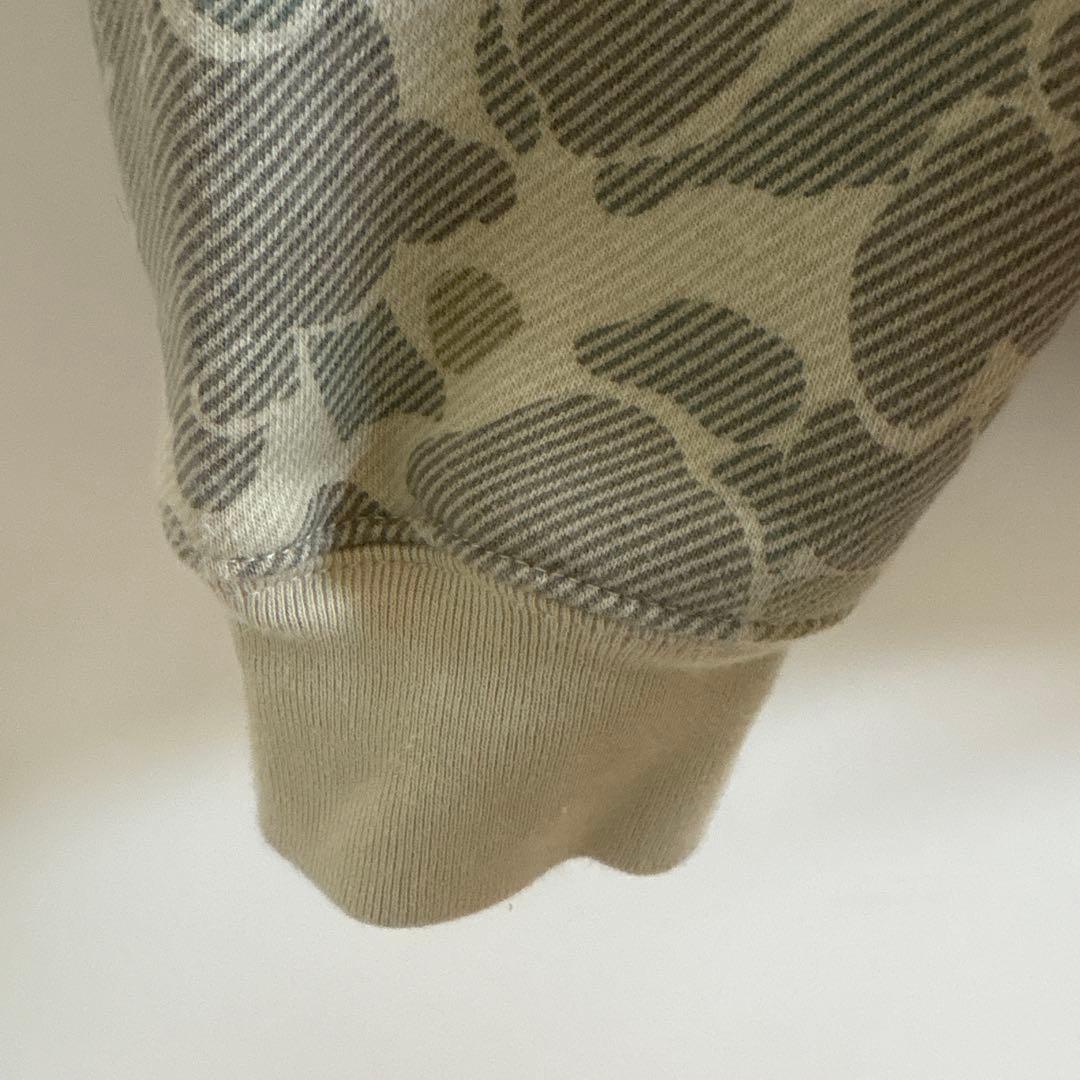 GAP迷彩ジップパーカー